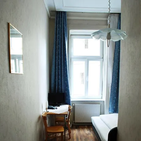 Bed & Breakfast Arpi Vienna