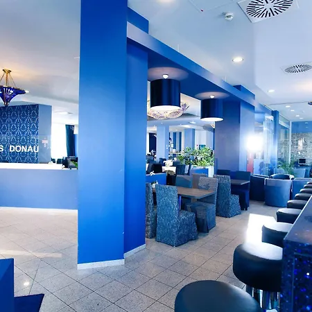 Lenas Donau Hotel 3*