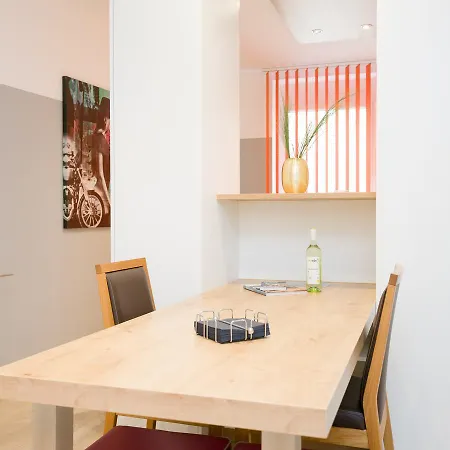 Christian Oper - Contactless Check In Apartment Wien