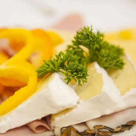Boutique Kugel 3* Vienna