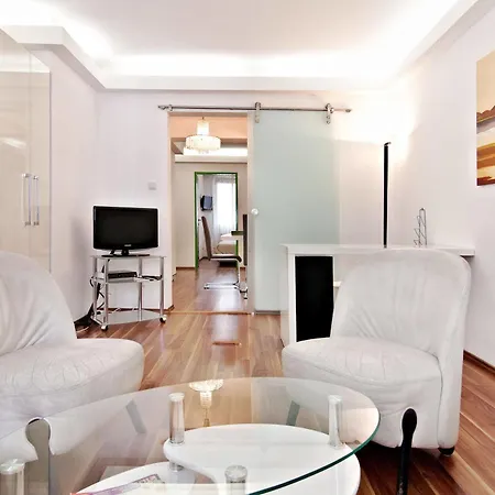 Design Luxury Home In Vienna