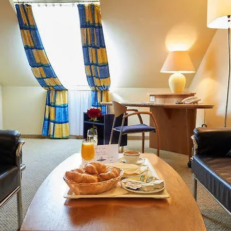 Hilight Suite Hotel