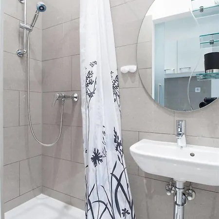 Royal Westbahnhof Apartment