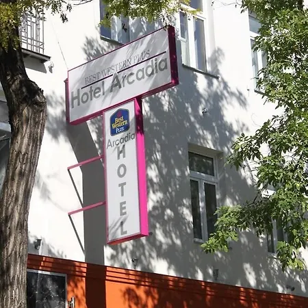Western Arcadia Hotel 4*