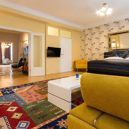 Abieshomes Serviced Apartments - Opera