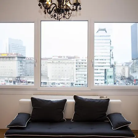 Grand - Stephansplatz Apartment *