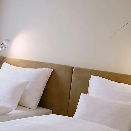 Plaza Gasometer Hotel Viena