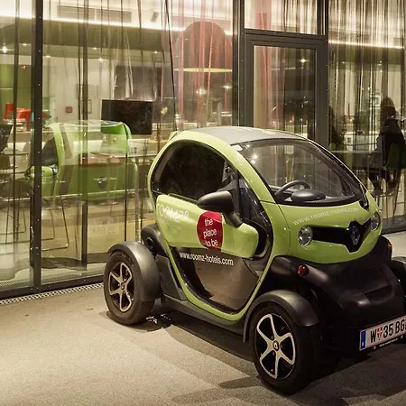 Plaza Gasometer 4* Viena
