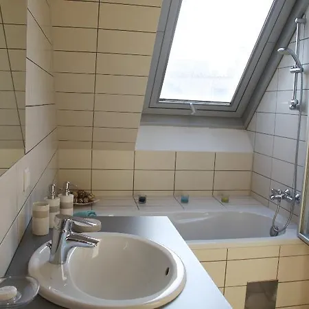 Apartment Checkvienna Maria Theresien Strasse