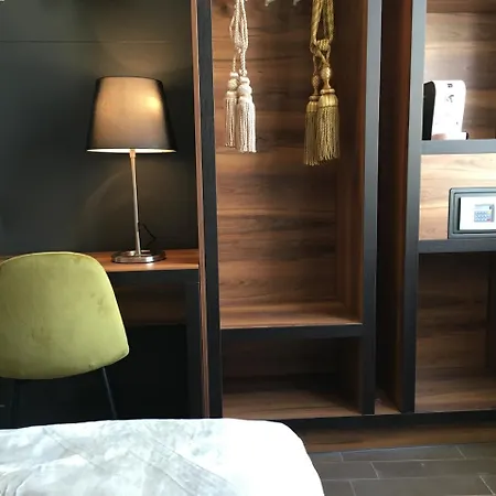 Apollo Viena