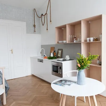 Apartment Larogy Augarten
