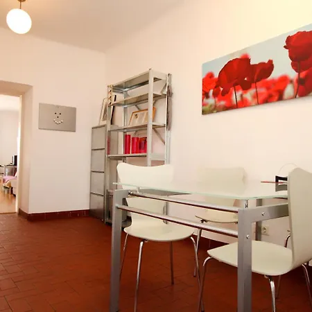 Sonnenfels Apartment *