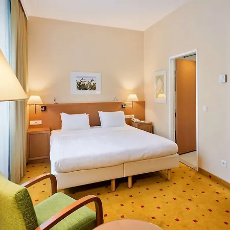Courtyard By Marriott Schoenbrunn Hotell Wien