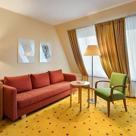 Courtyard By Marriott Schoenbrunn Hotell 4*