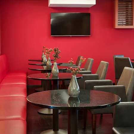 Hotell Courtyard By Marriott Schoenbrunn