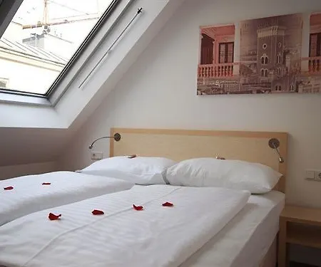 Apartment Checkvienna Maria Theresien Strasse