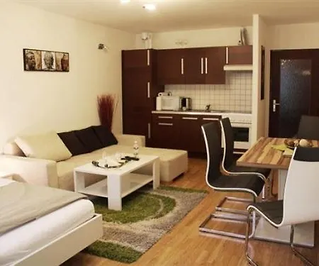 Quellenstrasse Apartment *