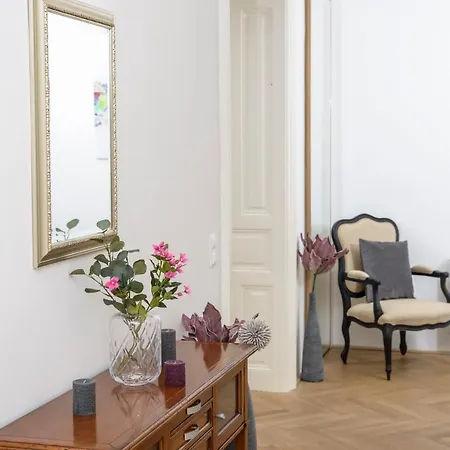 Appartement Senator Stephansplatz By Ichbucheat *