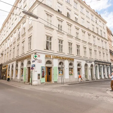 Senator Stephansplatz By Ichbucheat Appartement Vienne