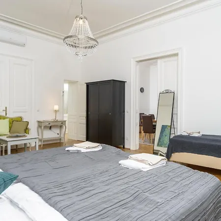 Senator Stephansplatz By Ichbucheat Appartement *