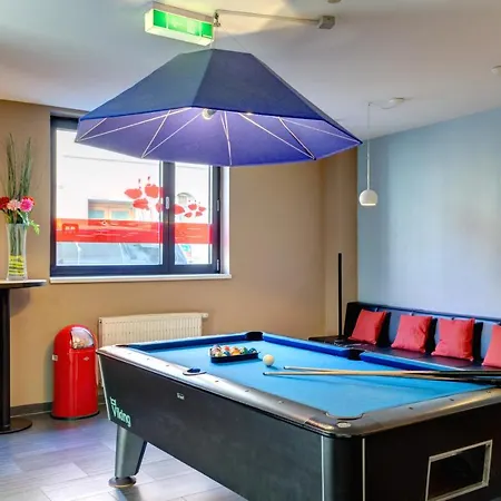 Meininger Hauptbahnhof Hotel