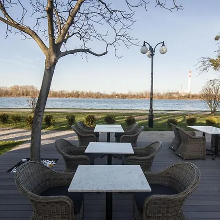 River Pensionat 3*