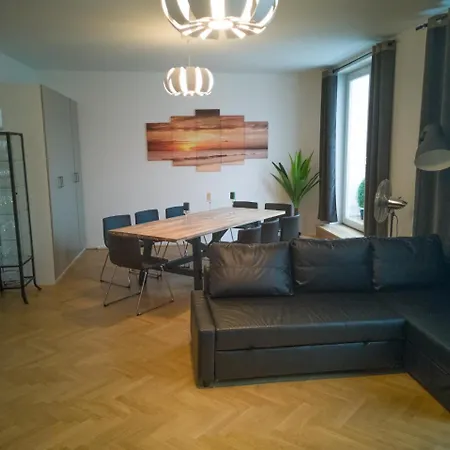 Hotspot Apartment *