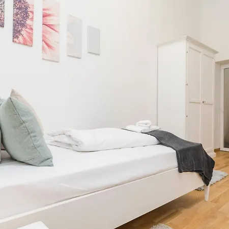 Rennweg Rooftop By Welcome2vienna Apartment