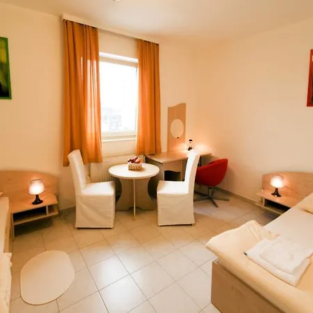 Lenas Donau 3* Wenen