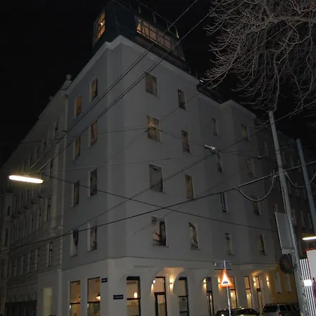 Apollo Viena