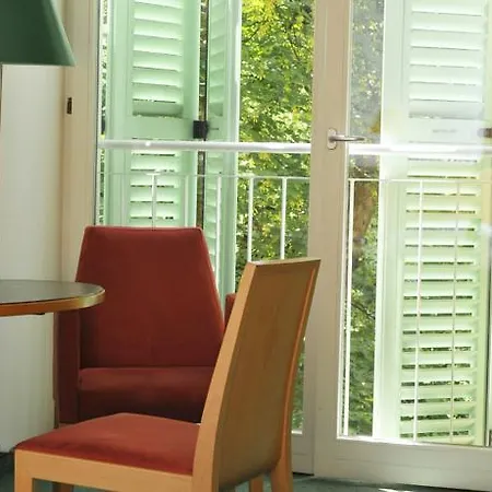 Hotel Kyriad Altmannsdorf 3*