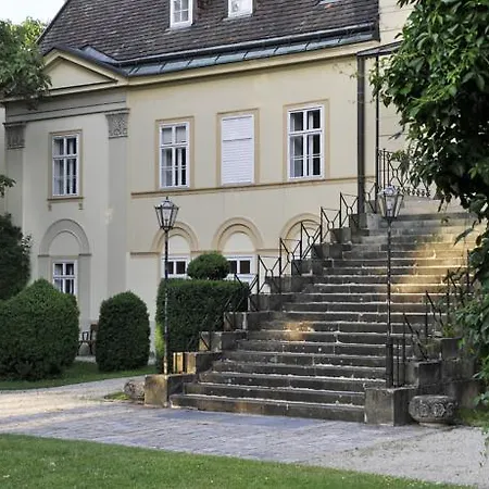 Kyriad Altmannsdorf Hotel Vienna