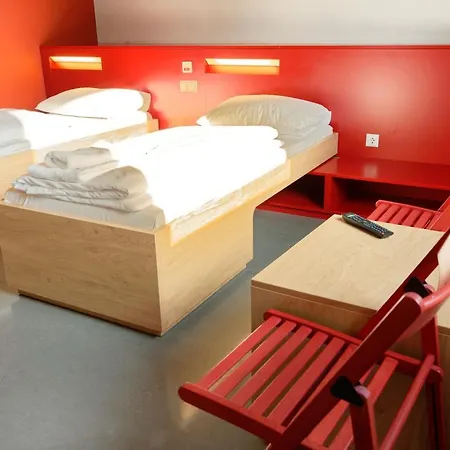 Hostel Jugendgaestehaus Brigittenau &brigittenau Youth Palace Vienna