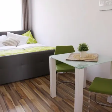 Apartment Huglgasse Vienna