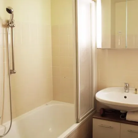 Apartment Checkvienna Quellenstrasse *