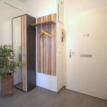 Checkvienna Wilhelmstrasse 4*