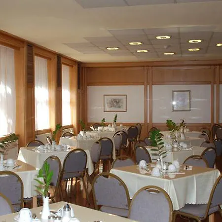 Hotel Mynext - Rudy 2*