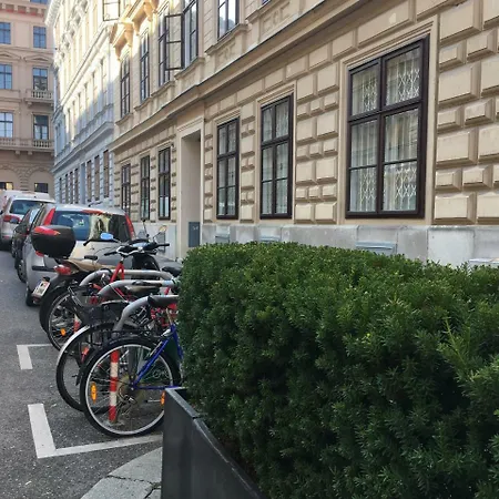 Heart Of Harmoniegasse * Vienna