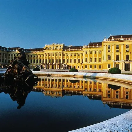 Hotel Kyriad Altmannsdorf 3*