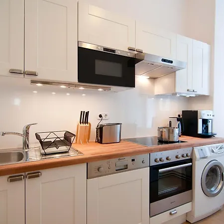 Elegant Apartment