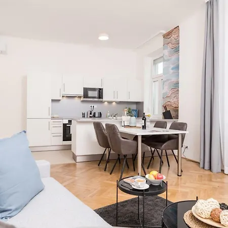 Apartment Stadlau Live *