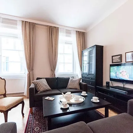 Elegant Apartment Vienna