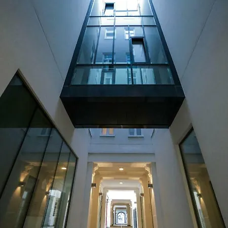 Galerie 18 * Vienna