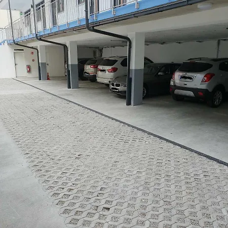 Koenig فندق