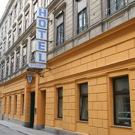 Admiral Hotel 3*