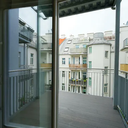 Residence, Herbststrasse - Ottakring Apartment