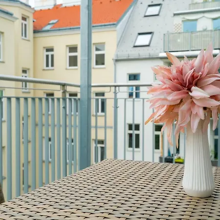 Residence, Herbststrasse - Ottakring * Vienna