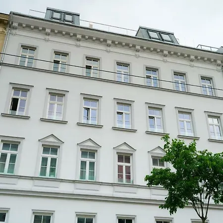 Residence, Herbststrasse - Ottakring Apartment