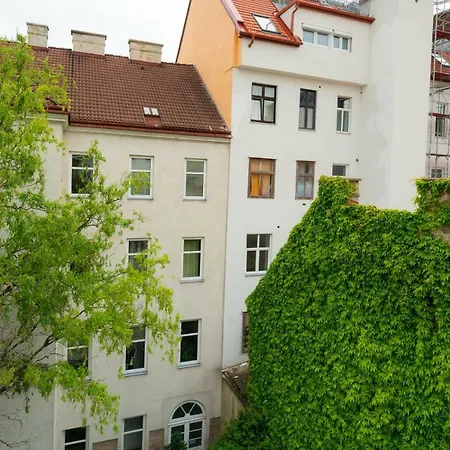 Residence, Herbststrasse - Ottakring Apartment