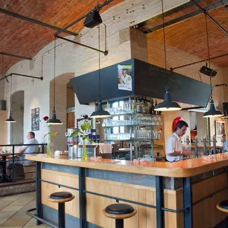 Fabrik Hotel 3*